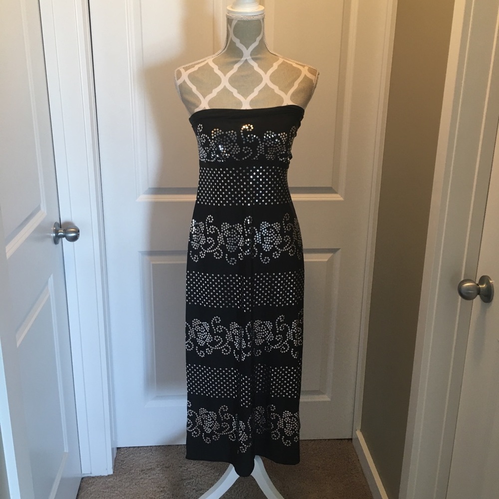 Strapless dress